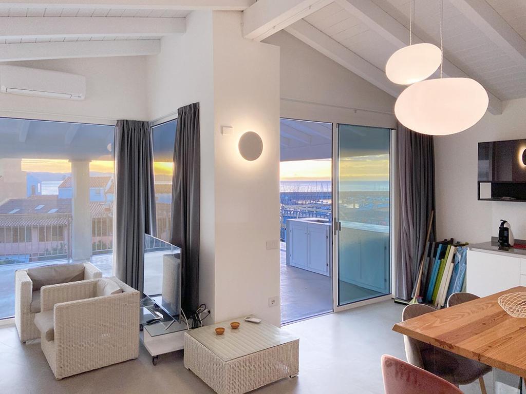 Apartamento Le Perle Dell'Isola Isola Rossa Exterior foto