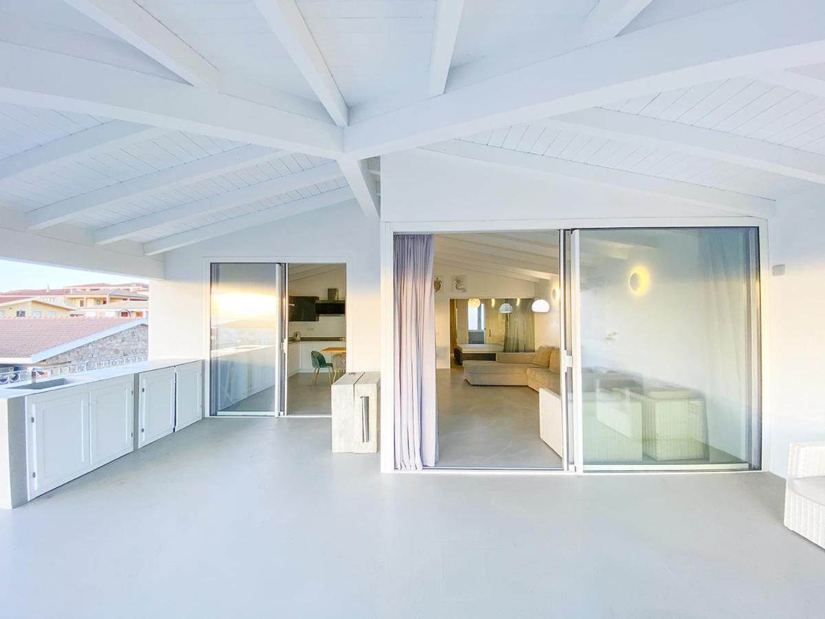 Apartamento Le Perle Dell'Isola Isola Rossa Exterior foto