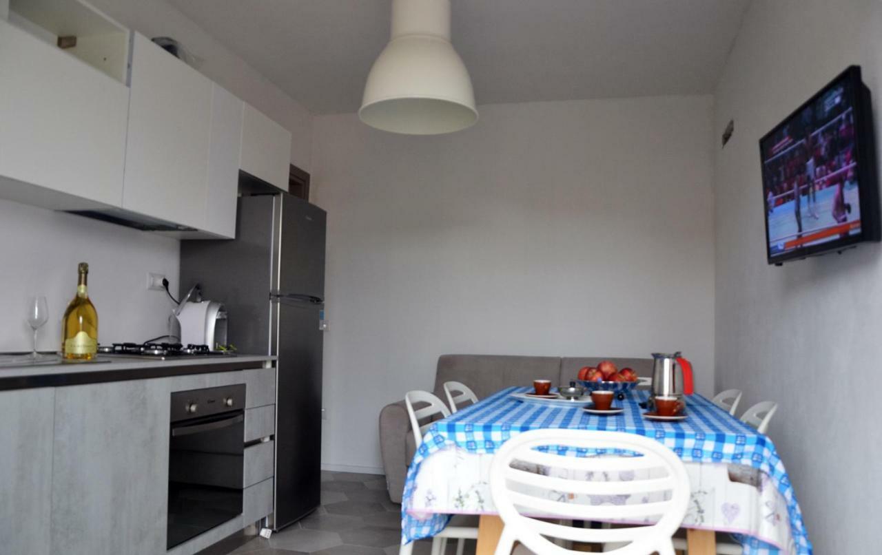 Apartamento Le Perle Dell'Isola Isola Rossa Exterior foto
