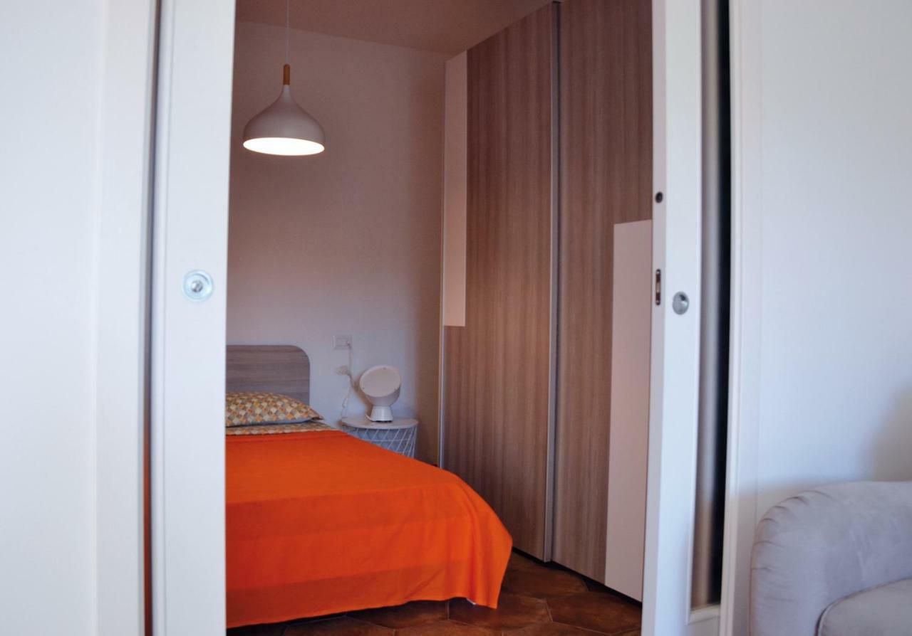 Apartamento Le Perle Dell'Isola Isola Rossa Exterior foto