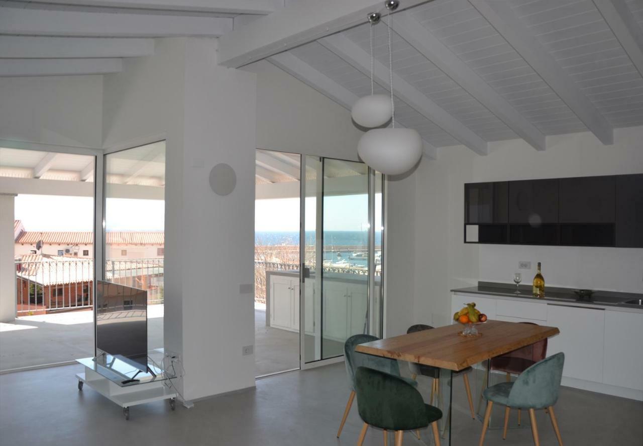 Apartamento Le Perle Dell'Isola Isola Rossa Exterior foto